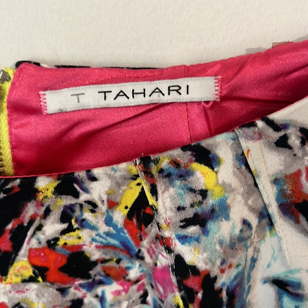 Tahari Kaleidoscope Sheath/ Dress w Fuchsia lining - Picture 5 of 13